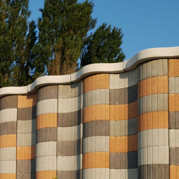 Кришка фігурна для паркану