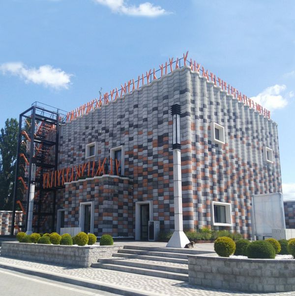 Квітник вібропресований для паркану